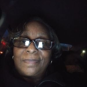 Meet your Posher, Agnes